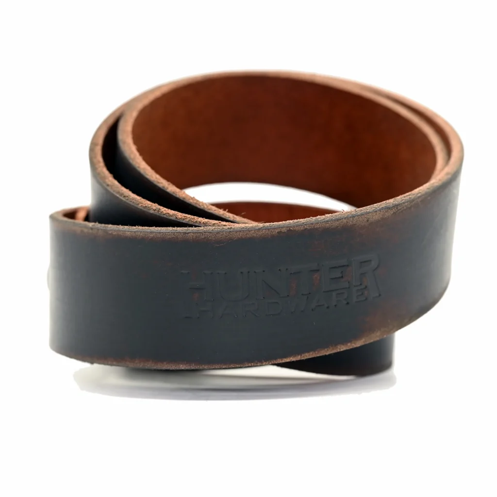 Pretty Hunter Distressed Black Leather Belt